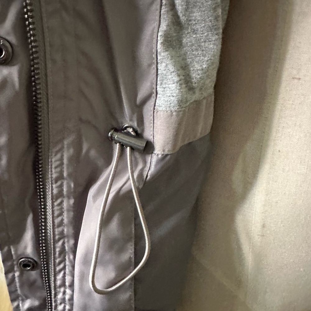 Mo-Ka Women’s (XS) All Weather Jacket with pull cords at waistline : grey - Picture 4 of 5